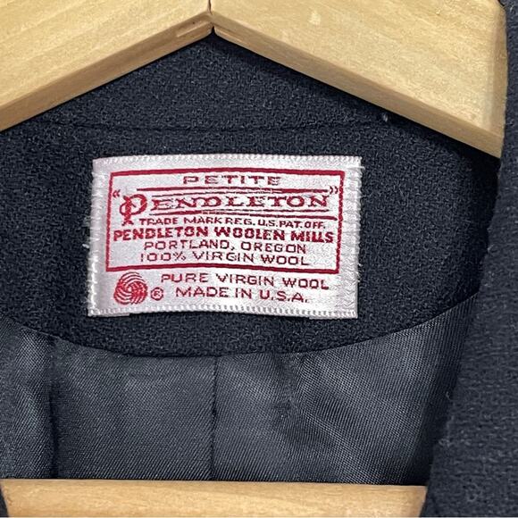 Pendleton Vintage Black 100% Pure Virgin Wool Crop Blazer Size Petite Size 6 - Picture 4 of 4